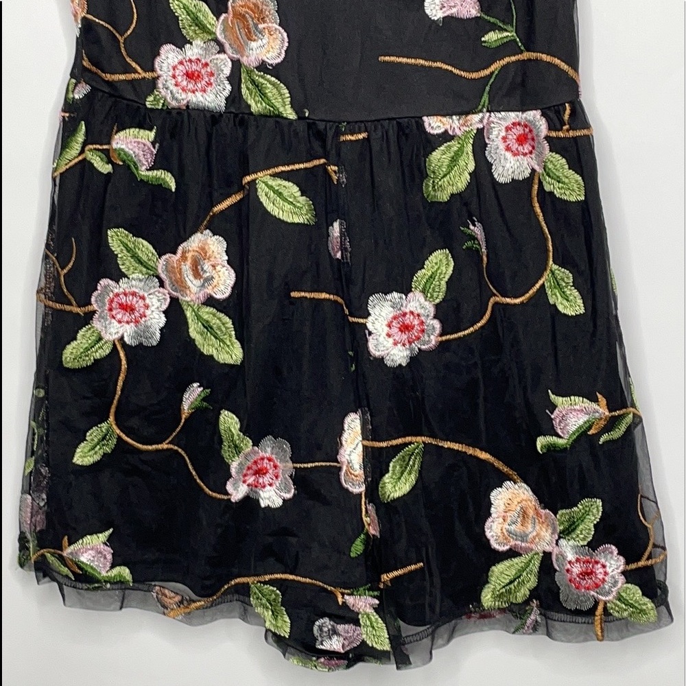 Urban Outfitters Embroidered Mesh Romper (M) - Picture 4 of 9